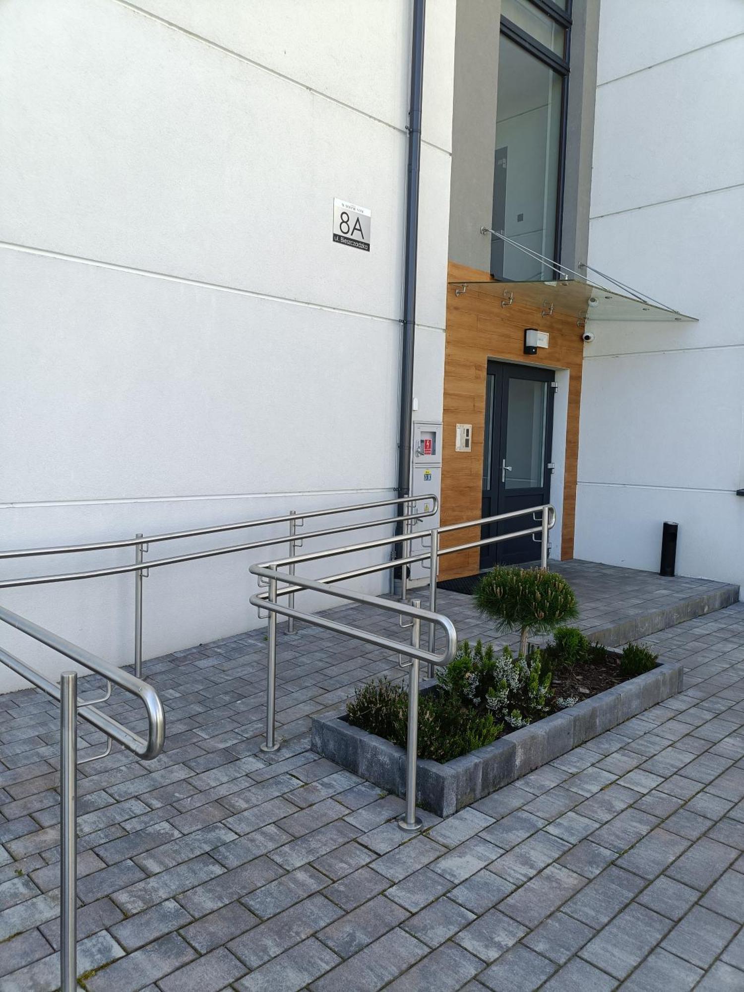 Apartament W Dolinie Sanu Леско Экстерьер фото